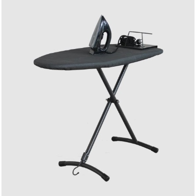 Space-saving+Ironing+Board+which+is+adjustable+in+.JPG